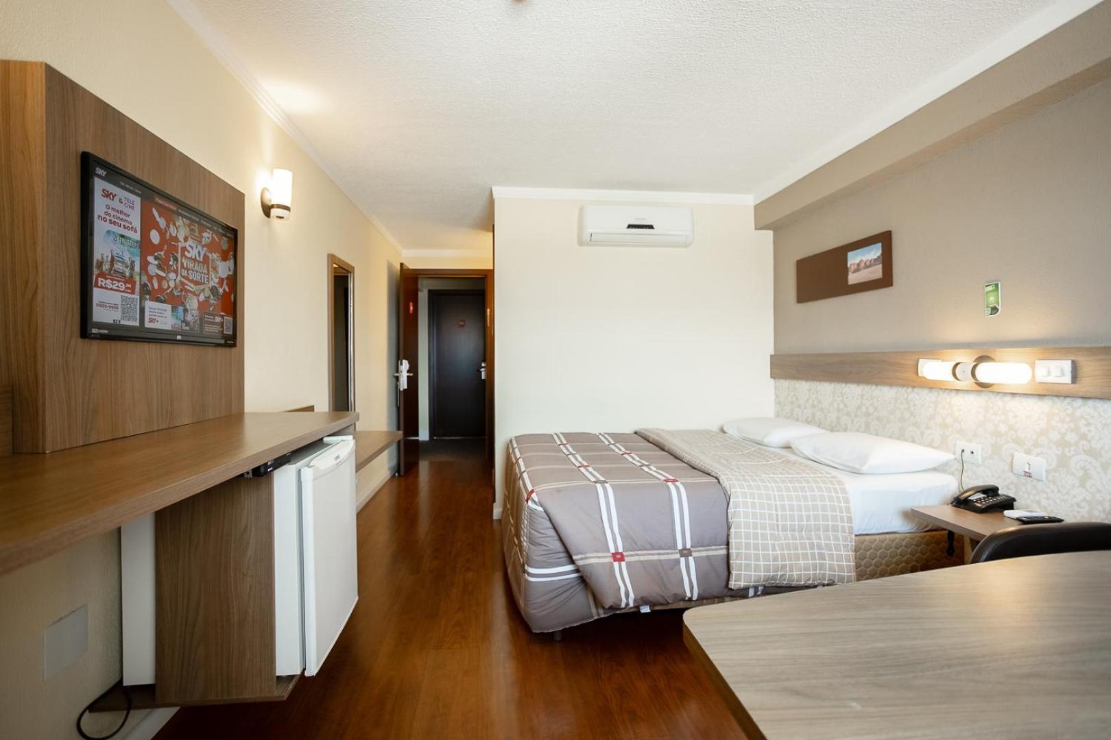 Hotel 10 Ponta Grossa بونتا غروسا المظهر الخارجي الصورة