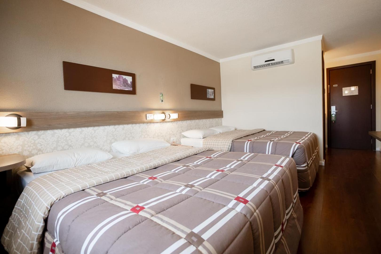 Hotel 10 Ponta Grossa بونتا غروسا المظهر الخارجي الصورة
